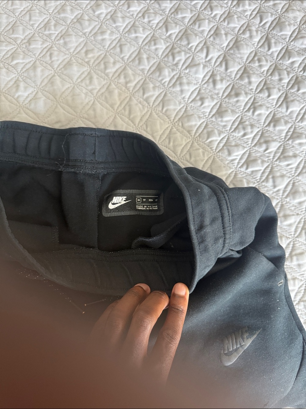 Nike Black Slim Fit Jogger Pants - Picture 3 of 4